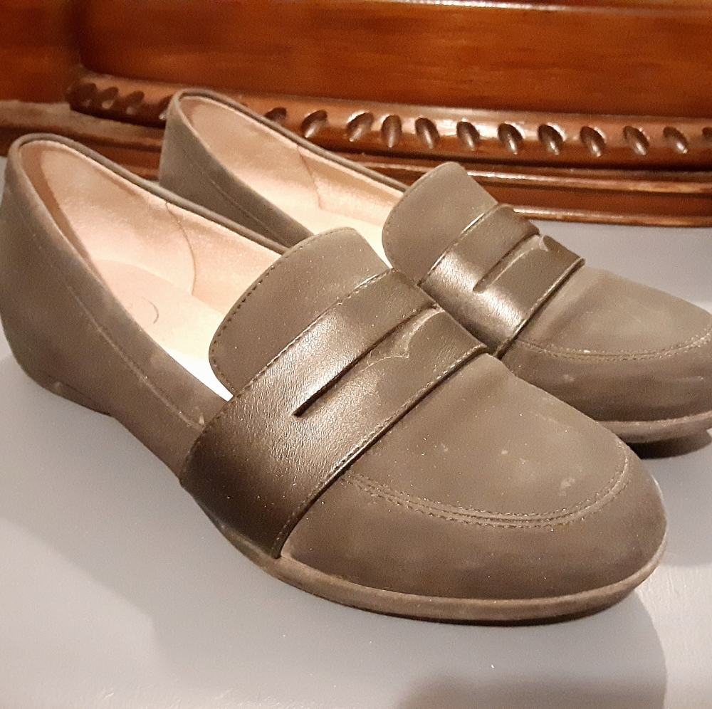 Black Flats